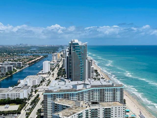 Stay At The Top With Amazing Views By Rent4Us Hollywood Exterior foto
